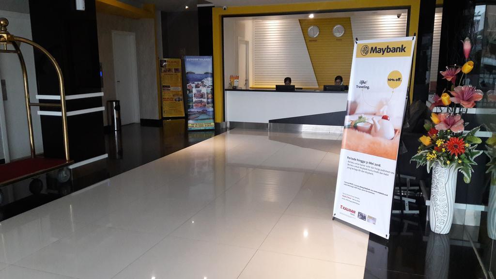 カリバン ホテル バタム Batam エクステリア 写真
